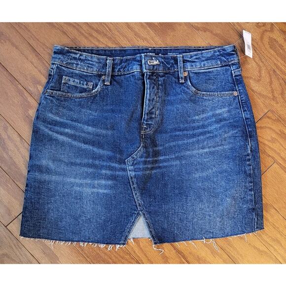 Old Navy Higher High Rise Raw Hem Denim Mini Skirt 10 Modest Front Slit - Picture 1 of 16